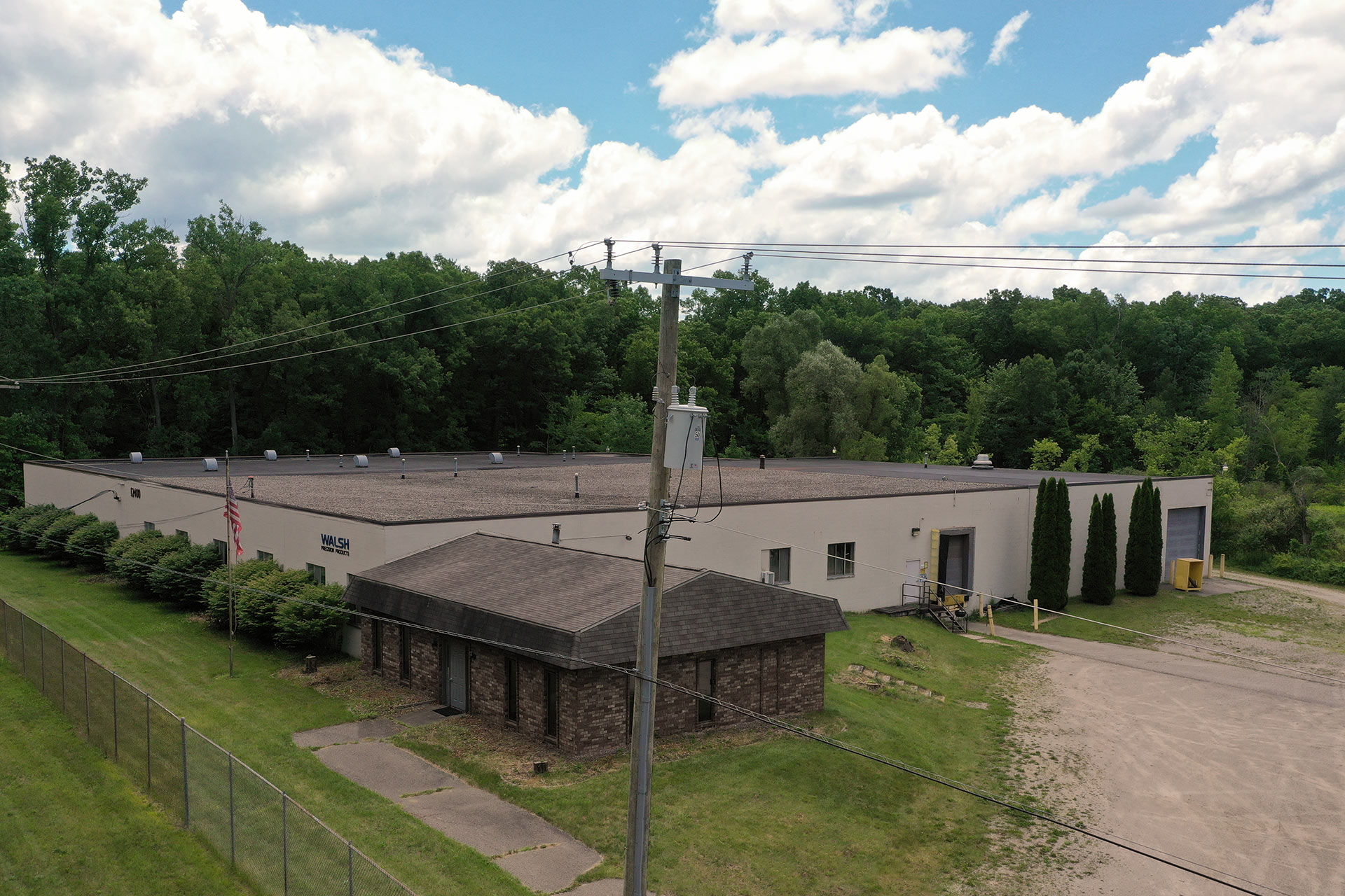 Featured image for “Vogel Advisors Successfully Sells Industrial Property in Green Oaks Township”