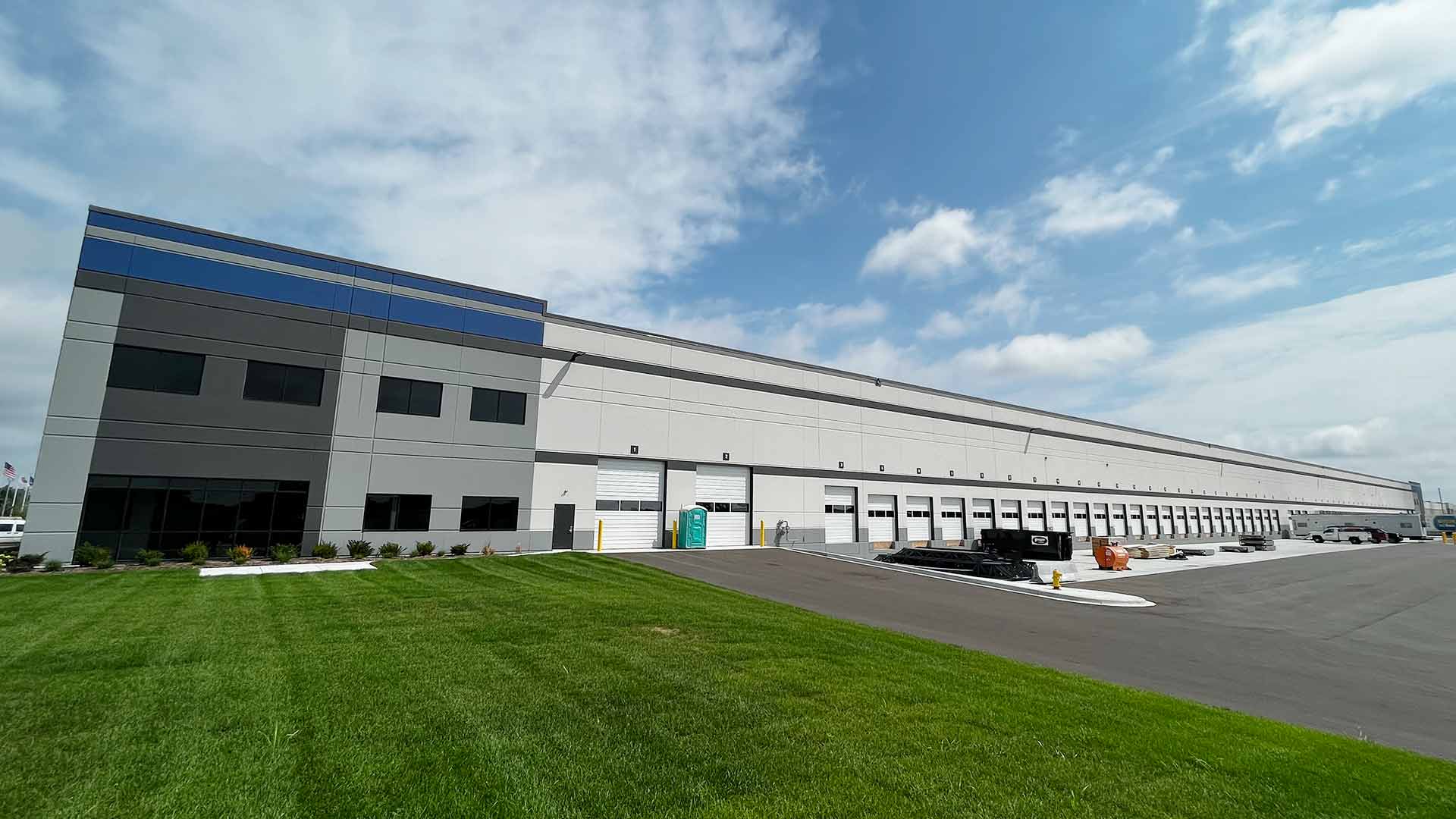 Featured image for “Bill Vogel Wins Another Power Broker Award For Large Warehouse Lease In Livonia”